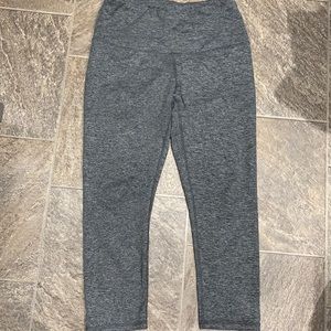 ☀️2/$5☀️RBX Workout Capri Pants